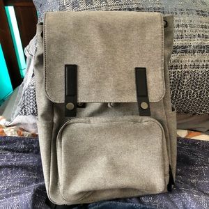 Everlane tech / modern snap backpack laptop bag